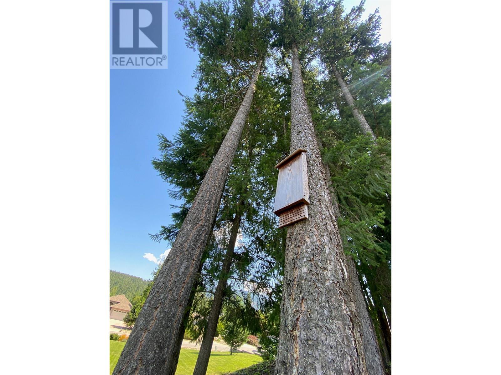 2726 Golf Course Drive, Blind Bay