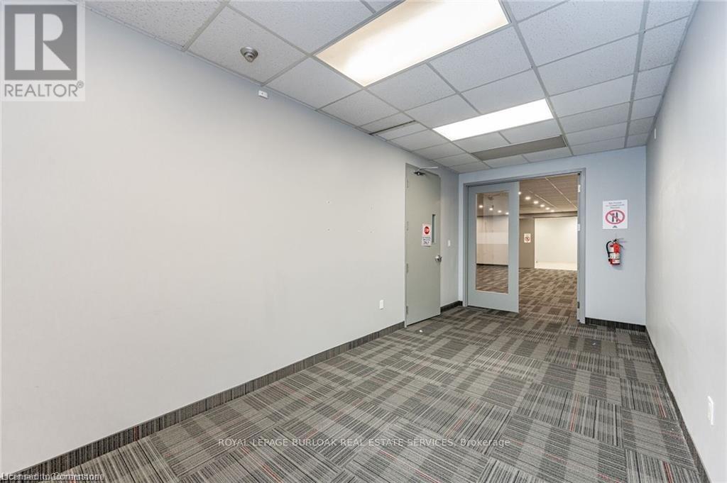 Photo 4 of 103 3430 South Service Road, Burlington ON
