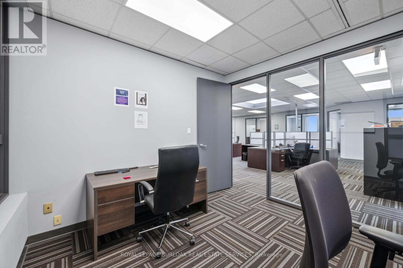 Photo 8 of 200 A 3430 South Service Road, Burlington ON
