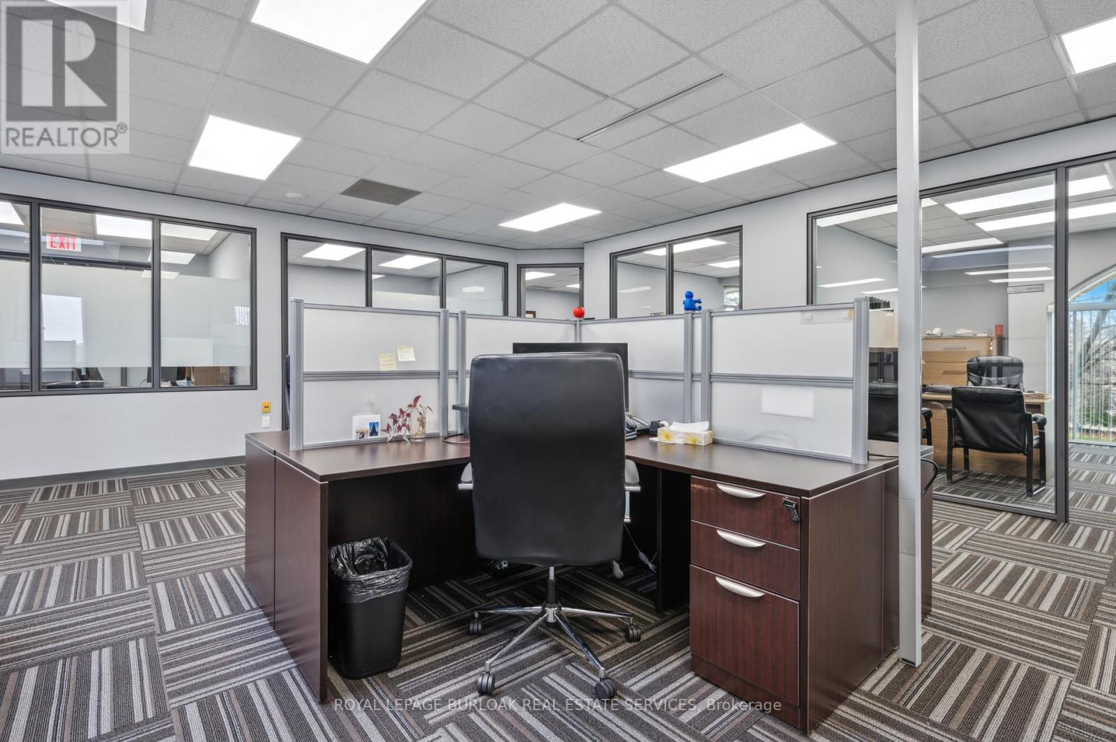 Photo 27 of 200 A 3430 South Service Road, Burlington ON