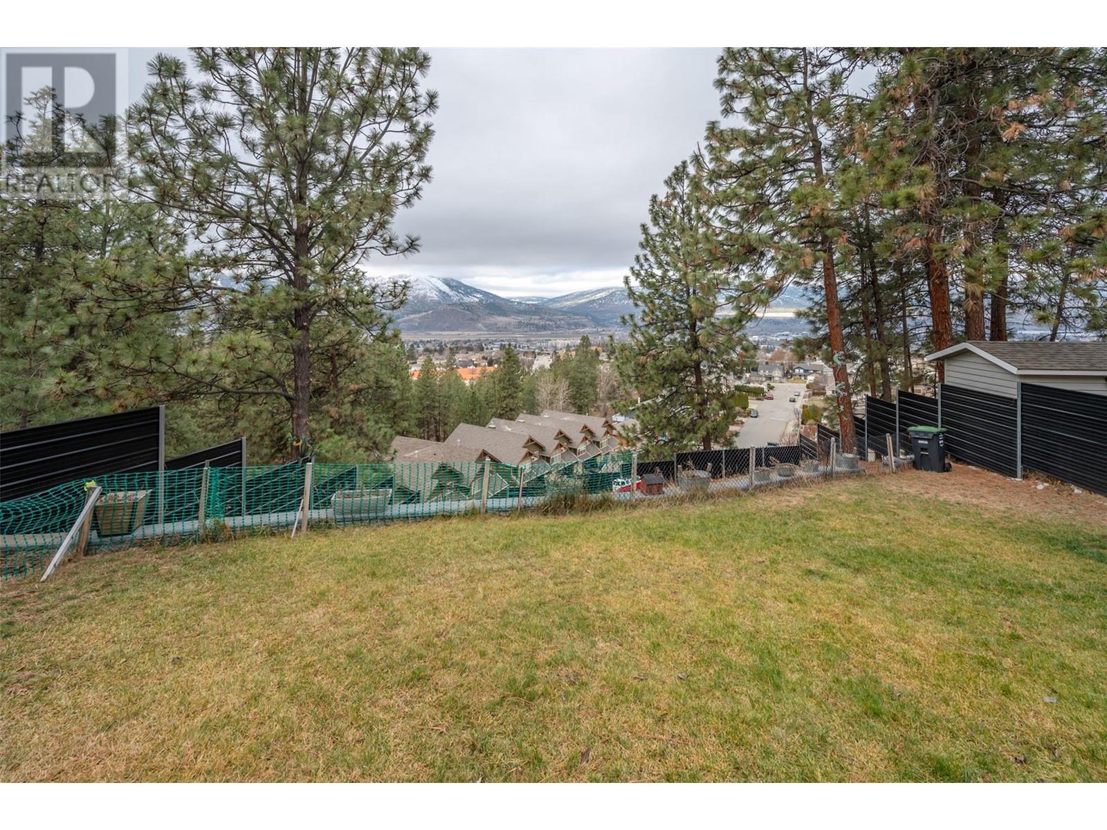  138 EVERGREEN Crescent, Penticton