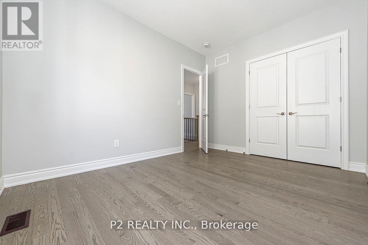 Photo 11 of 16 Wild Ginger Lane, Springwater ON