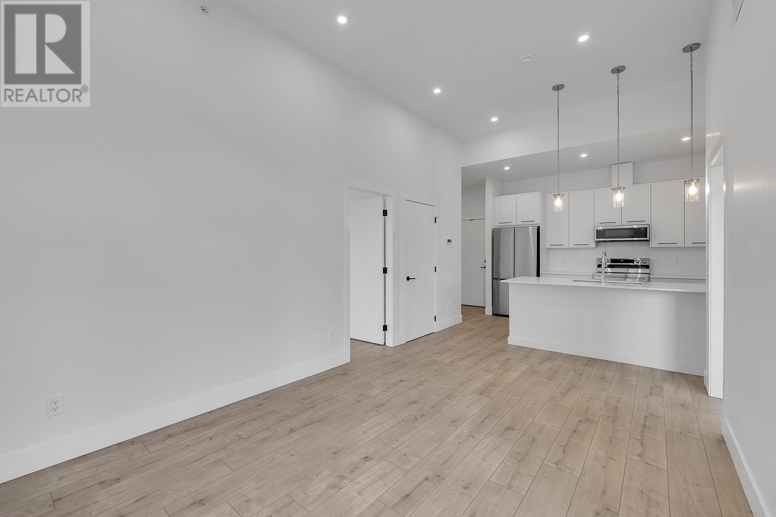 508 1220 Pacific Avenue, Kelowna