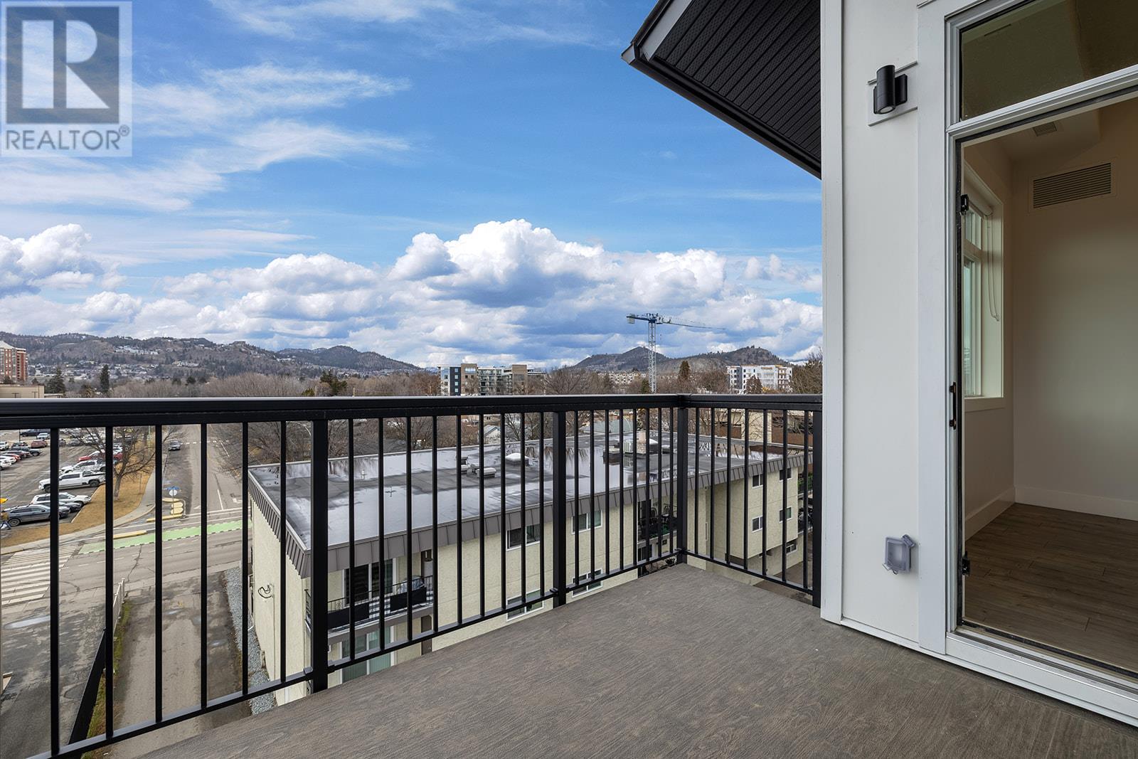 508 1220 Pacific Avenue, Kelowna
