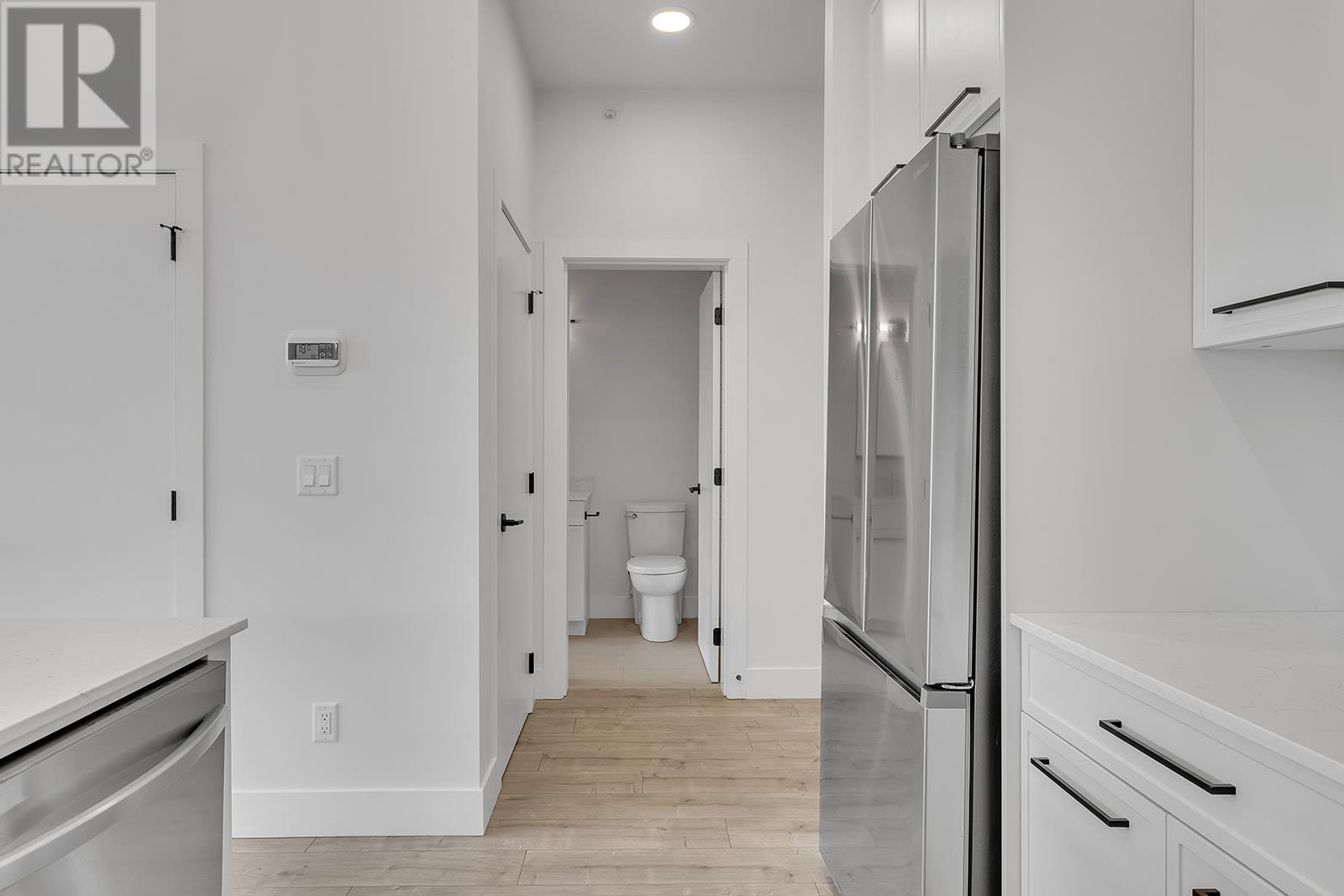 508 1220 Pacific Avenue, Kelowna