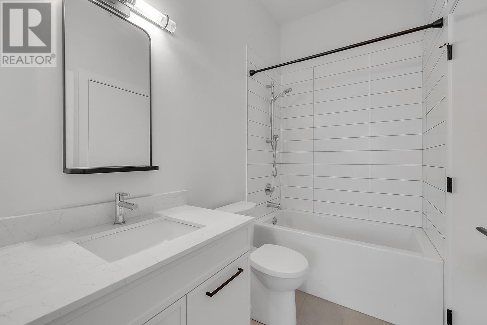 508 1220 Pacific Avenue, Kelowna