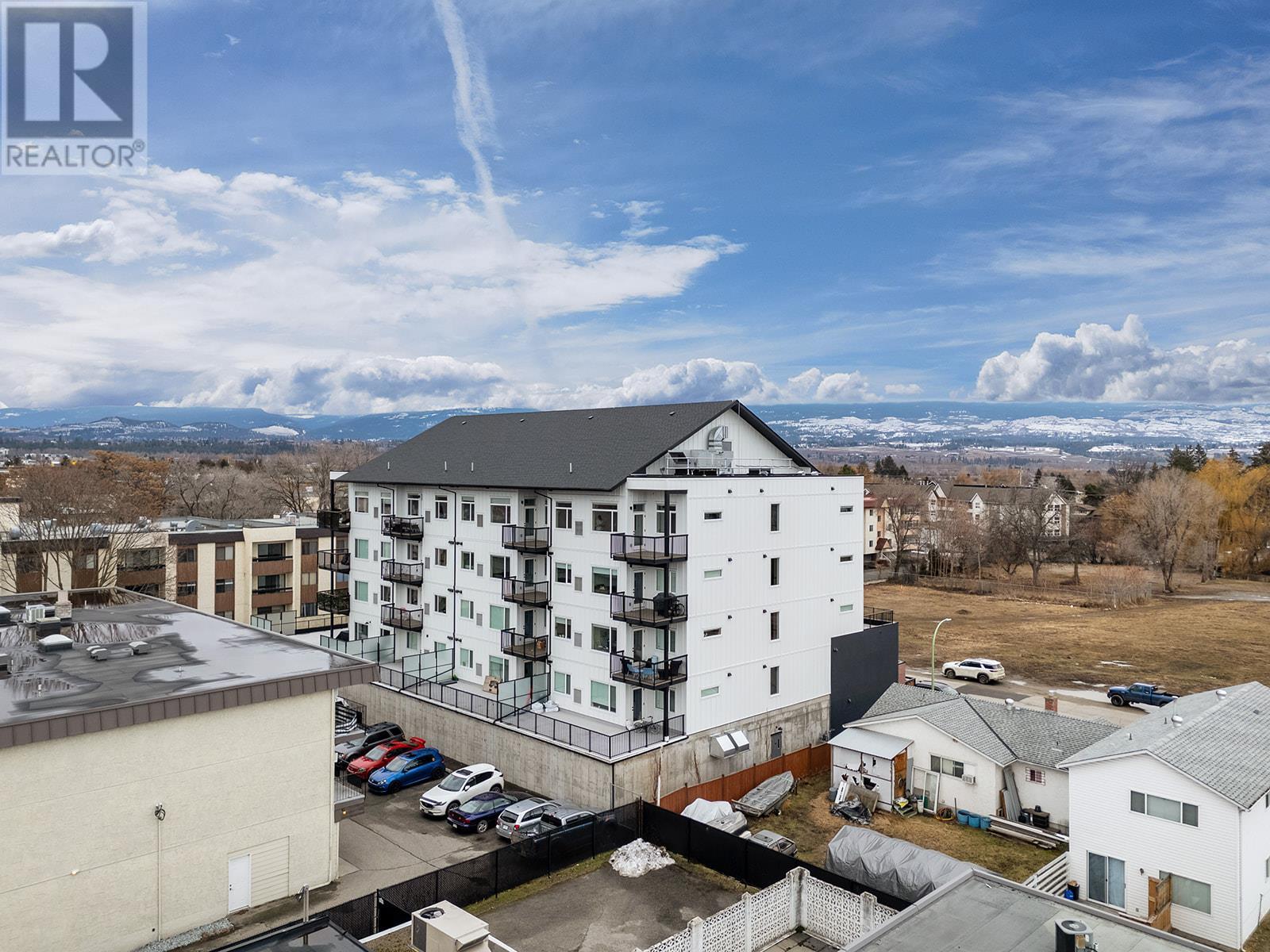 508 1220 Pacific Avenue, Kelowna