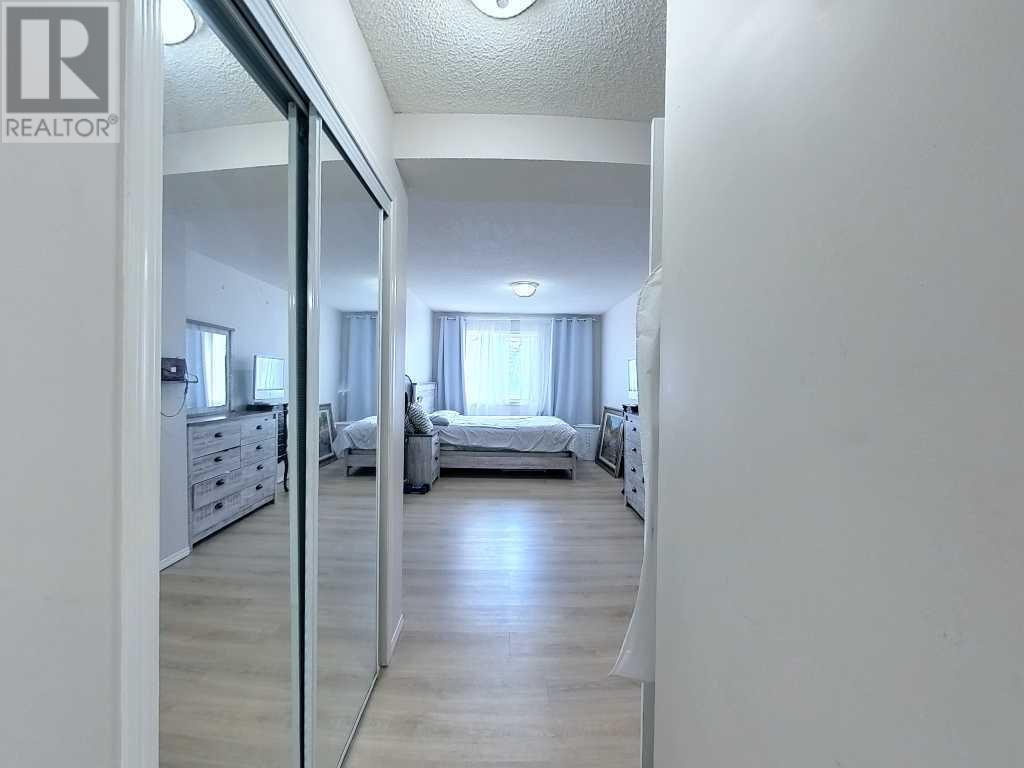 Single Family House for Sale in   Bowness Road NW Bowness Calgary 