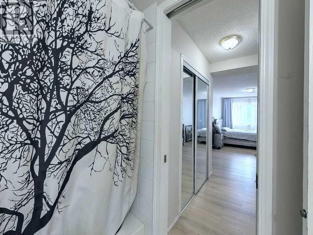 Single Family House for Sale in   Bowness Road NW Bowness Calgary 