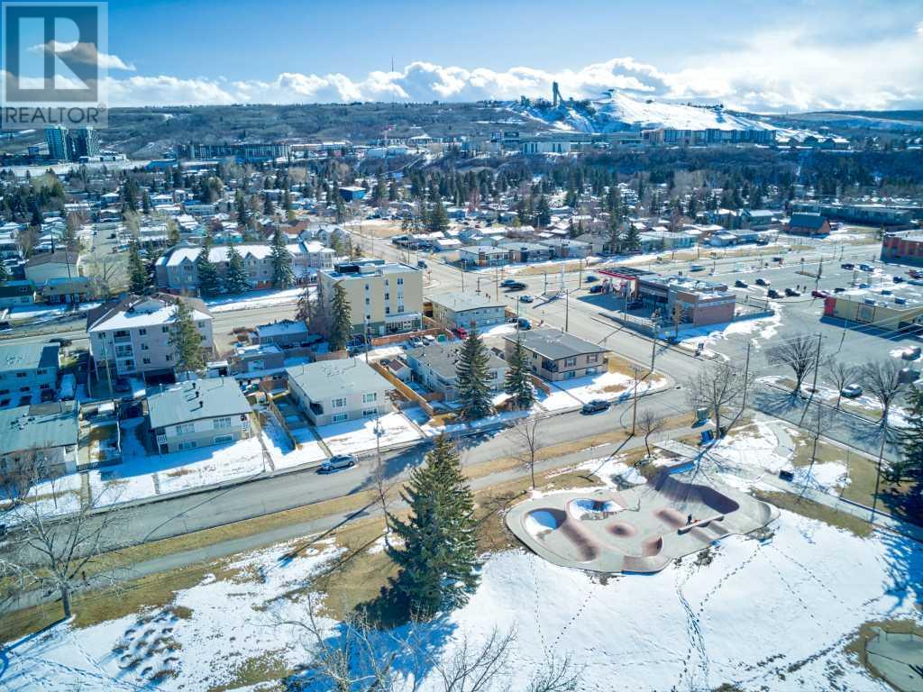 Single Family House for Sale in   Bowness Road NW Bowness Calgary 