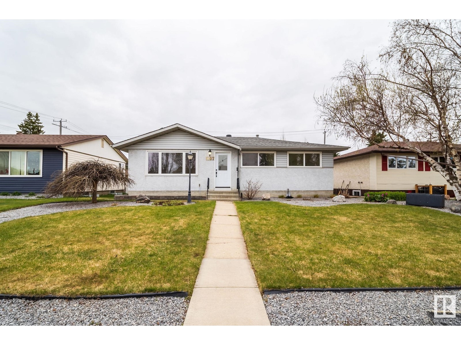 5107 103 AV NW, Edmonton