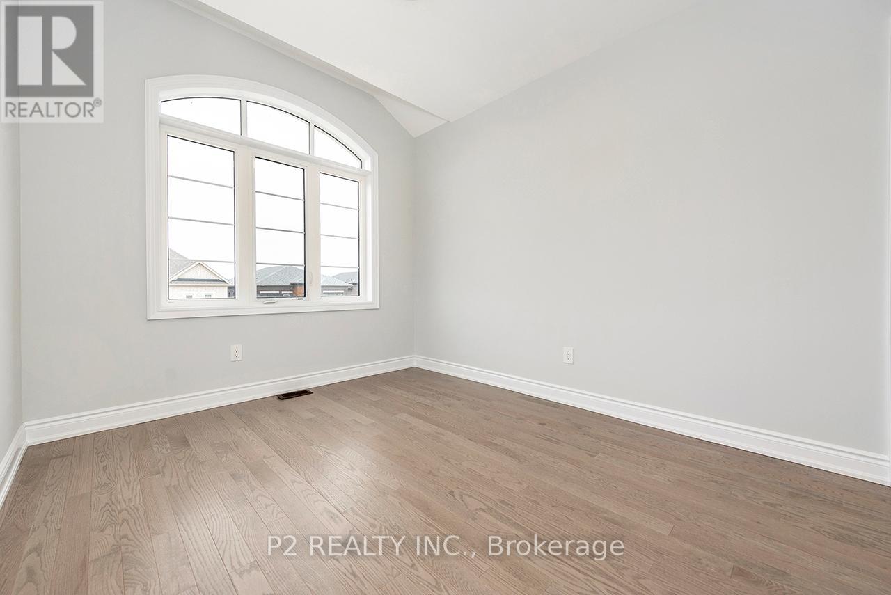 Photo 15 of 49 Periwinkle Road, Springwater ON