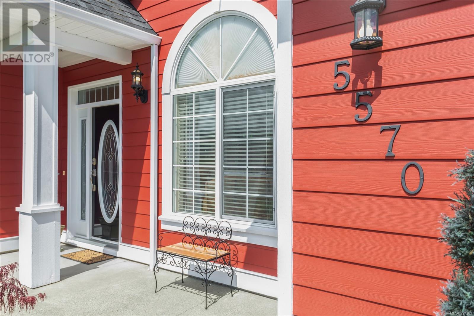 5570 Woodland Cres, Port Alberni