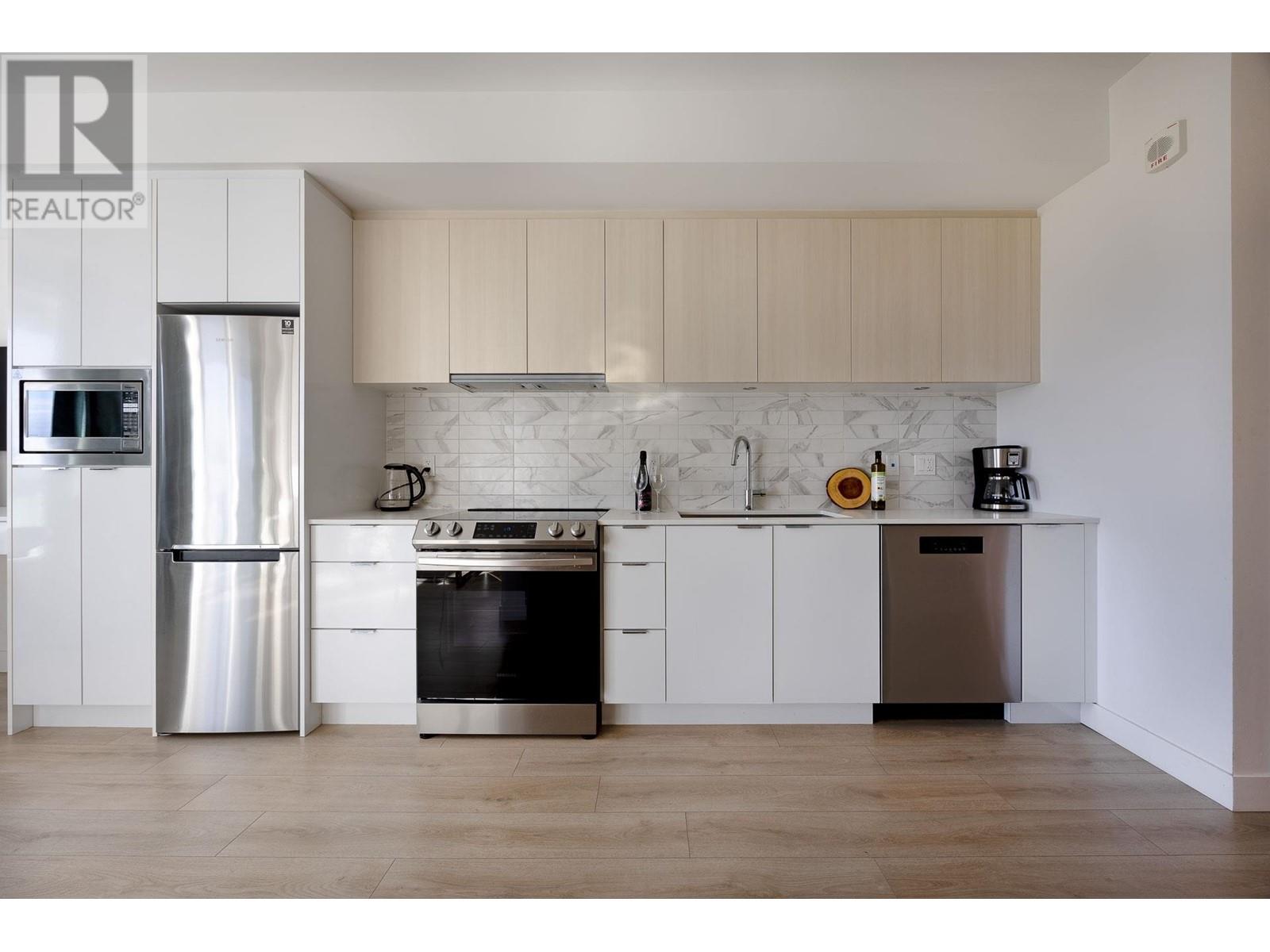 #222-1792 STARLING Drive, Tsawwassen