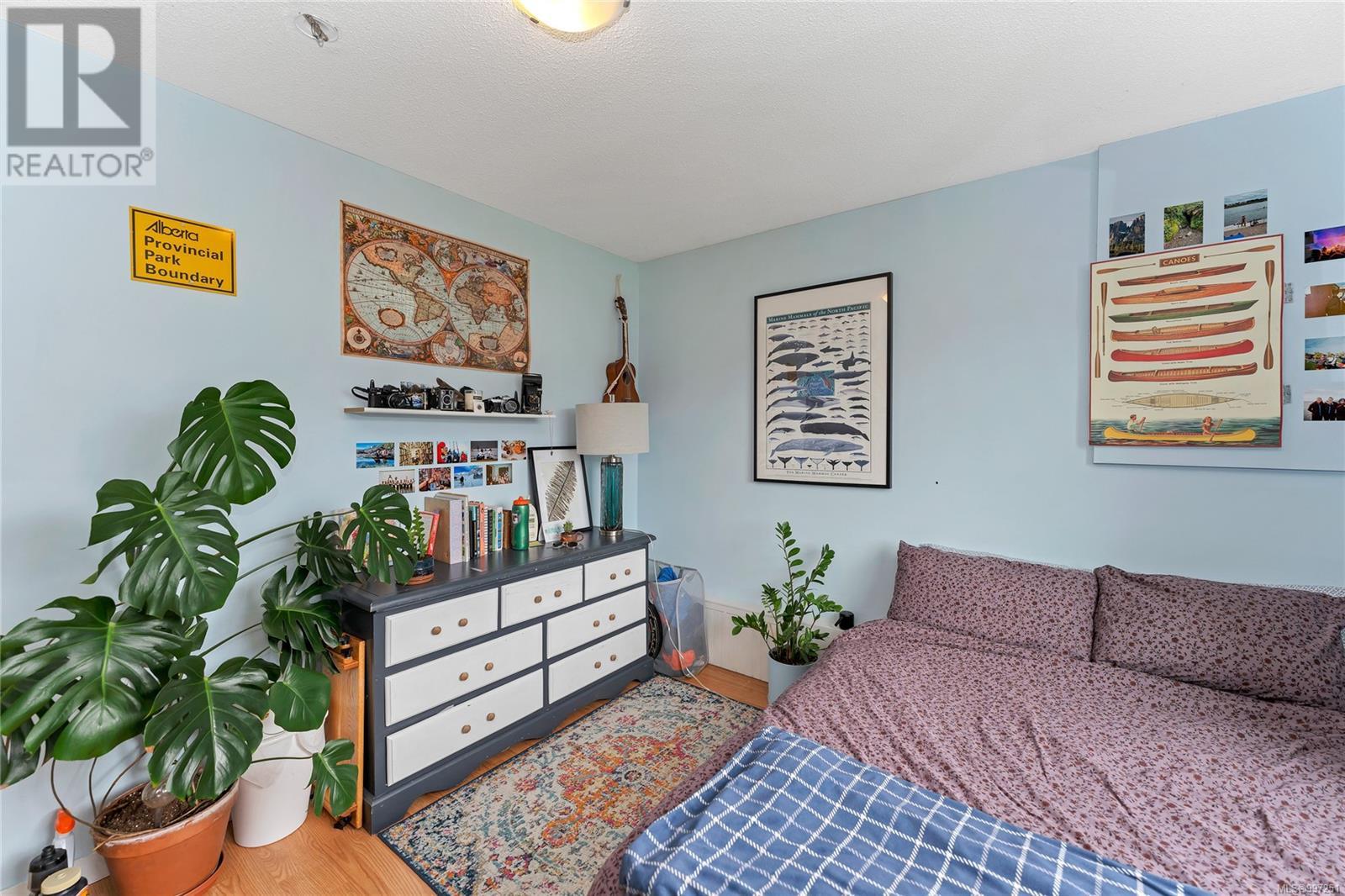  1560 Prairie Street, Saanich