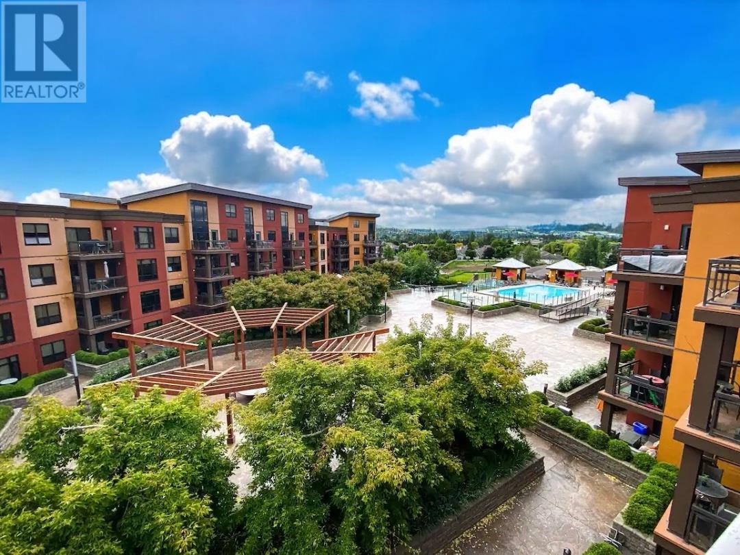611 654 Cook Road, Kelowna