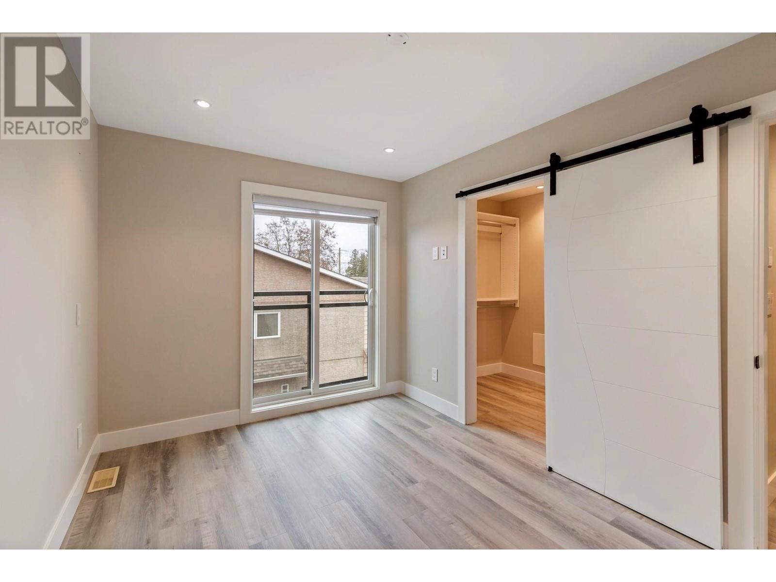 1520 Lakeview Street, Kelowna