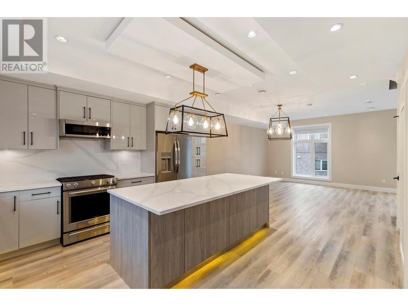  1520 Lakeview Street, Kelowna