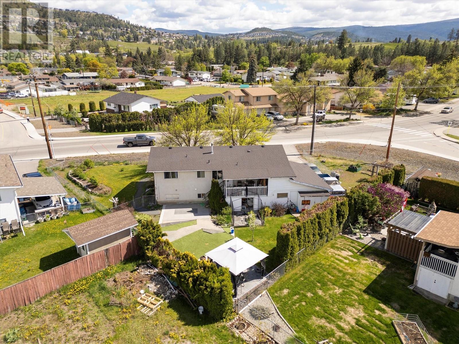 620 Rutland  S Road, Kelowna
