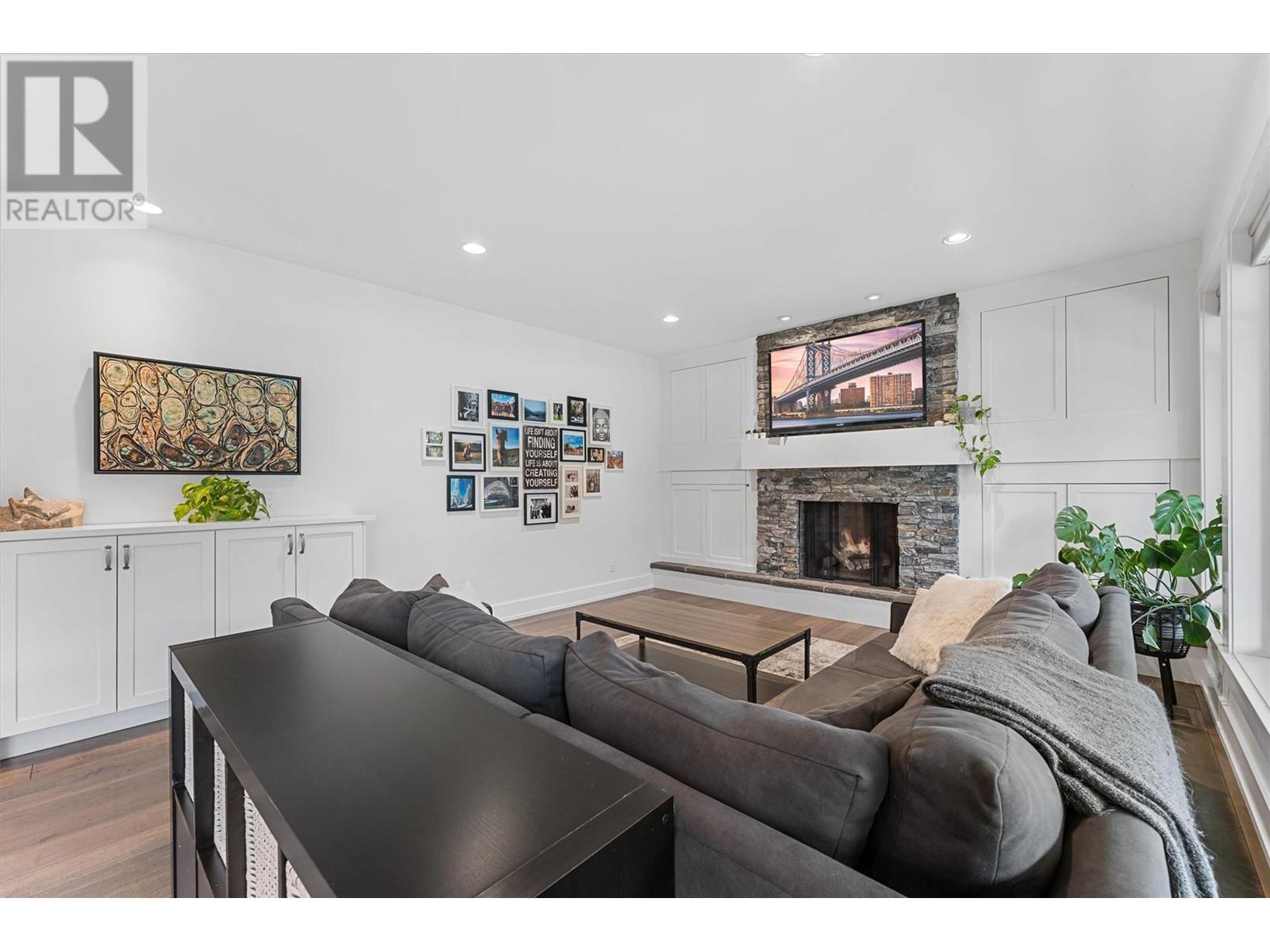  982 Long Ridge Court, Kelowna