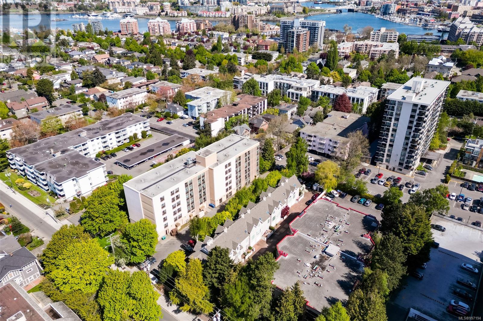 4 356 Simcoe Street, Victoria