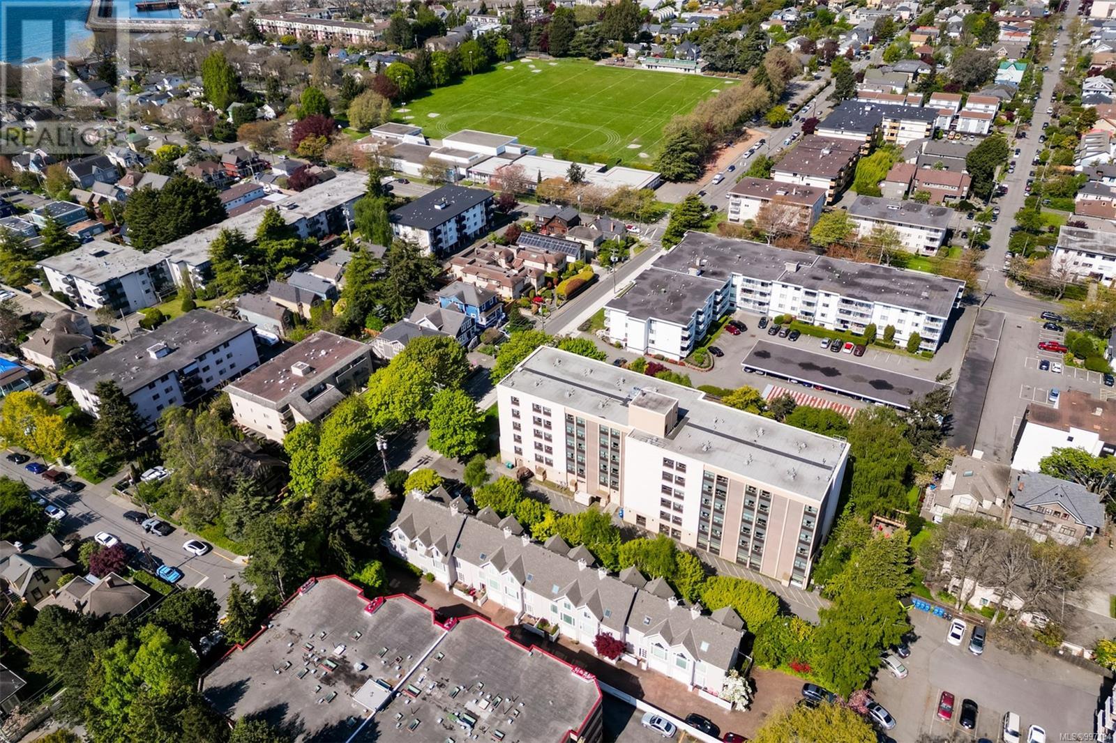 4 356 Simcoe Street, Victoria