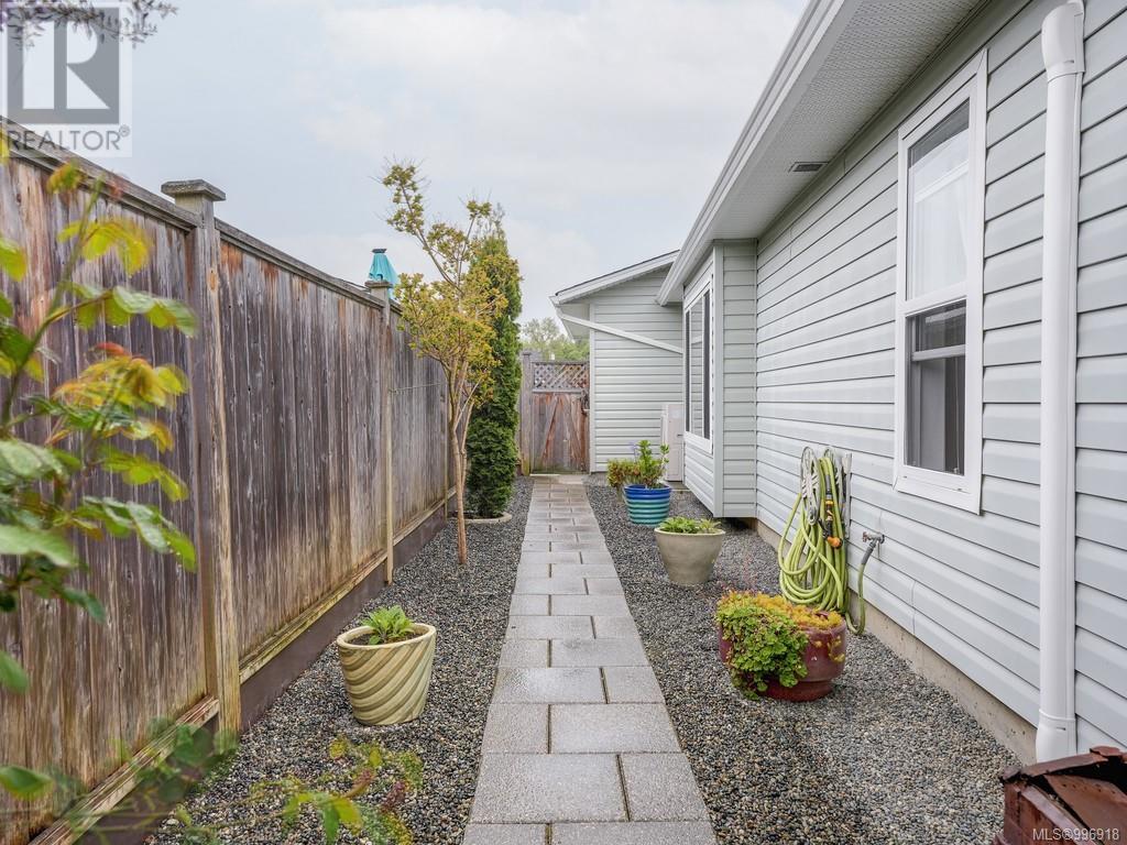 34 7570 Tetayut Road, Central Saanich
