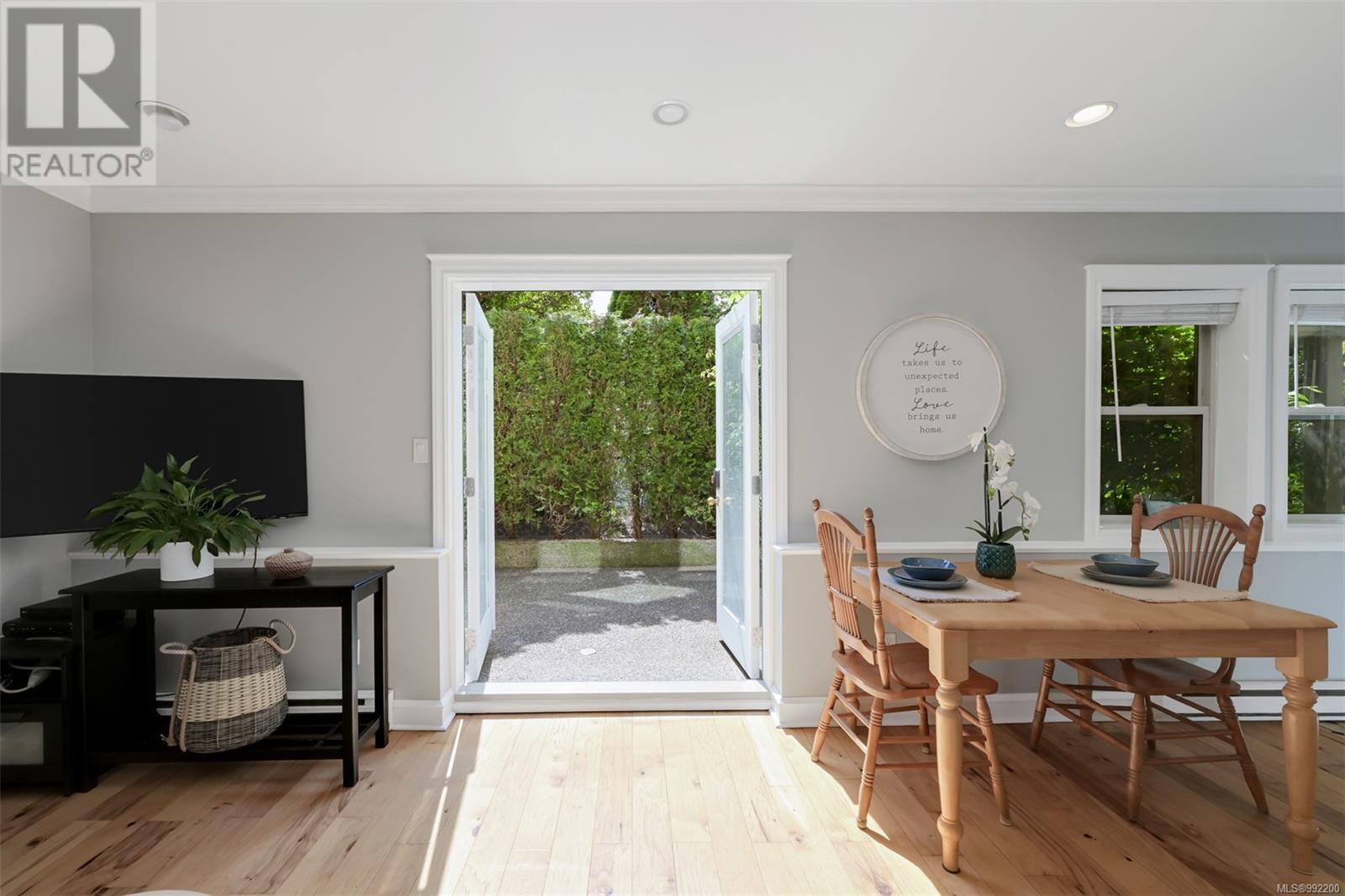 D 142 St. Lawrence Street, Victoria