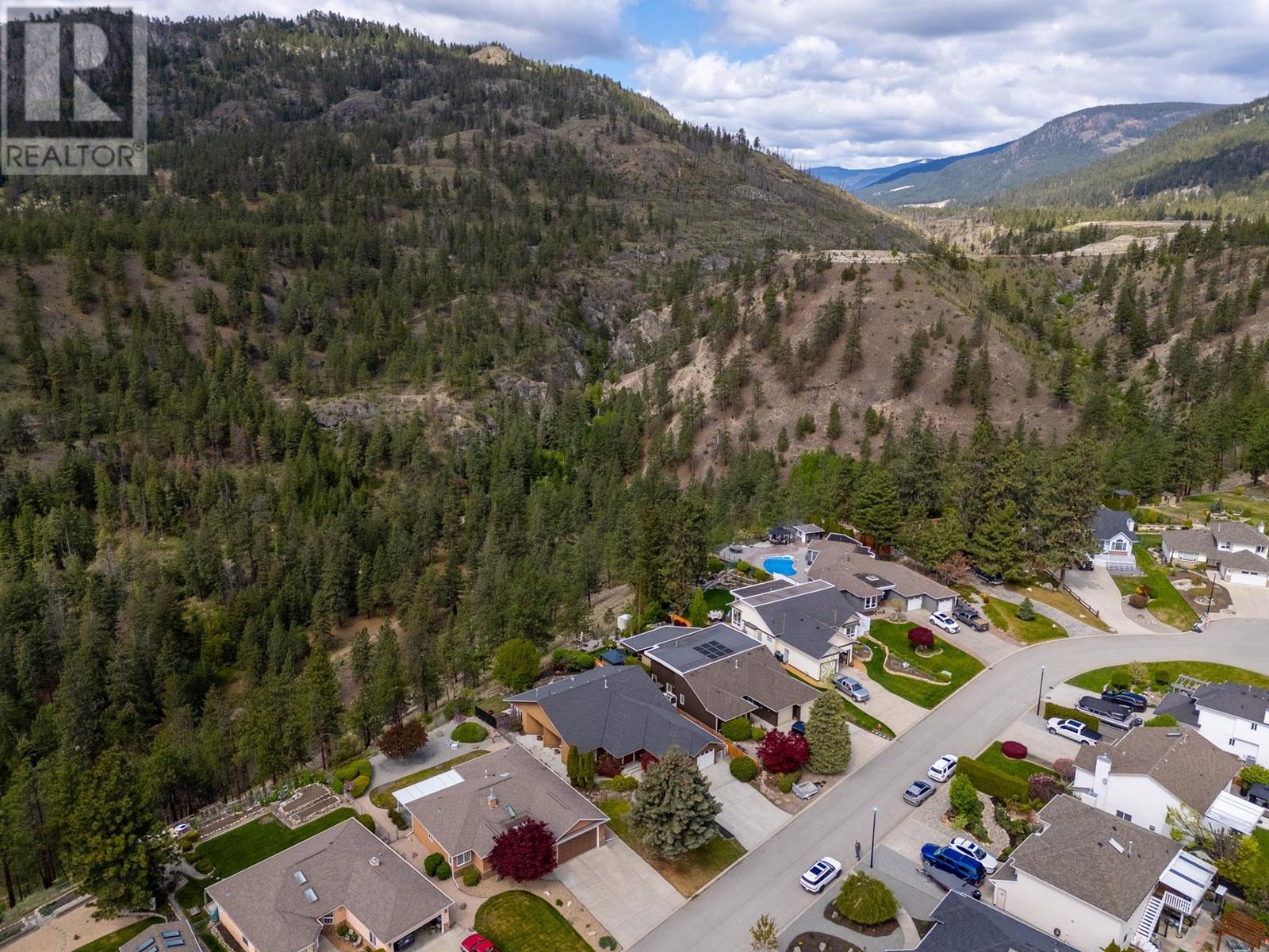  3784 Inglis Place, Peachland