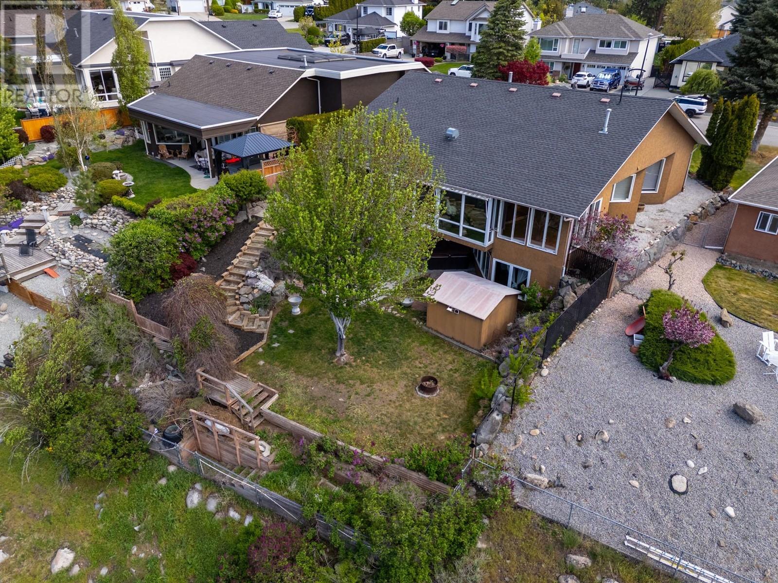  3784 Inglis Place, Peachland