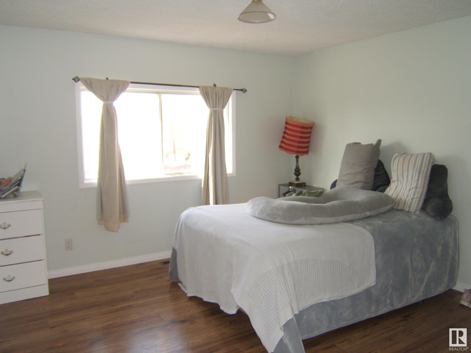 Photo 30 of 4814 47 Av, Vegreville AB