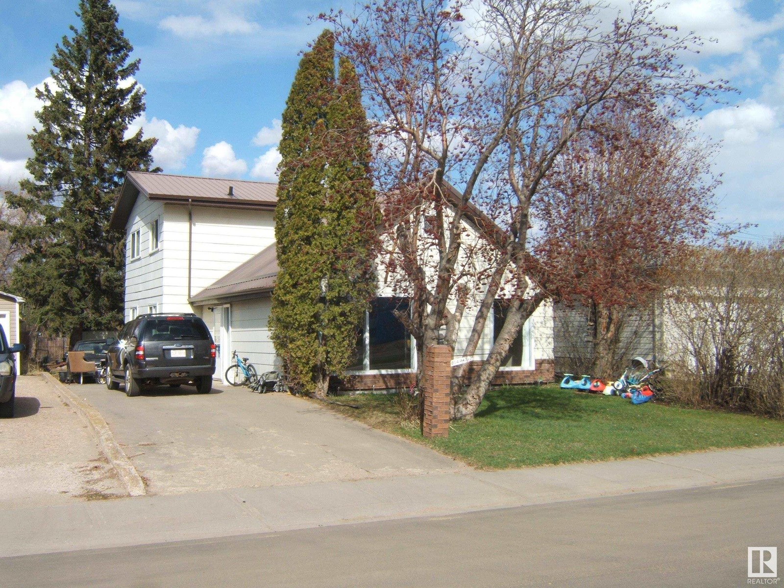 Photo 39 of 4814 47 Av, Vegreville AB