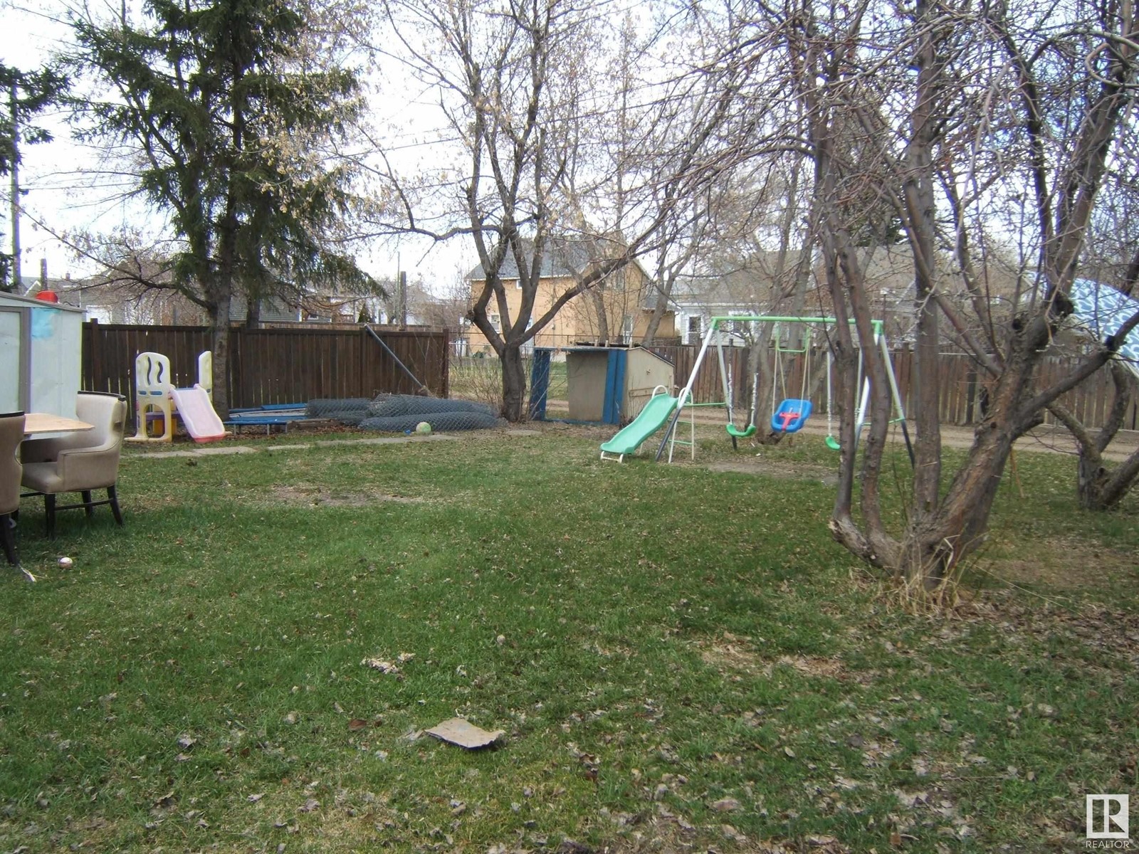 Photo 6 of 4814 47 Av, Vegreville AB