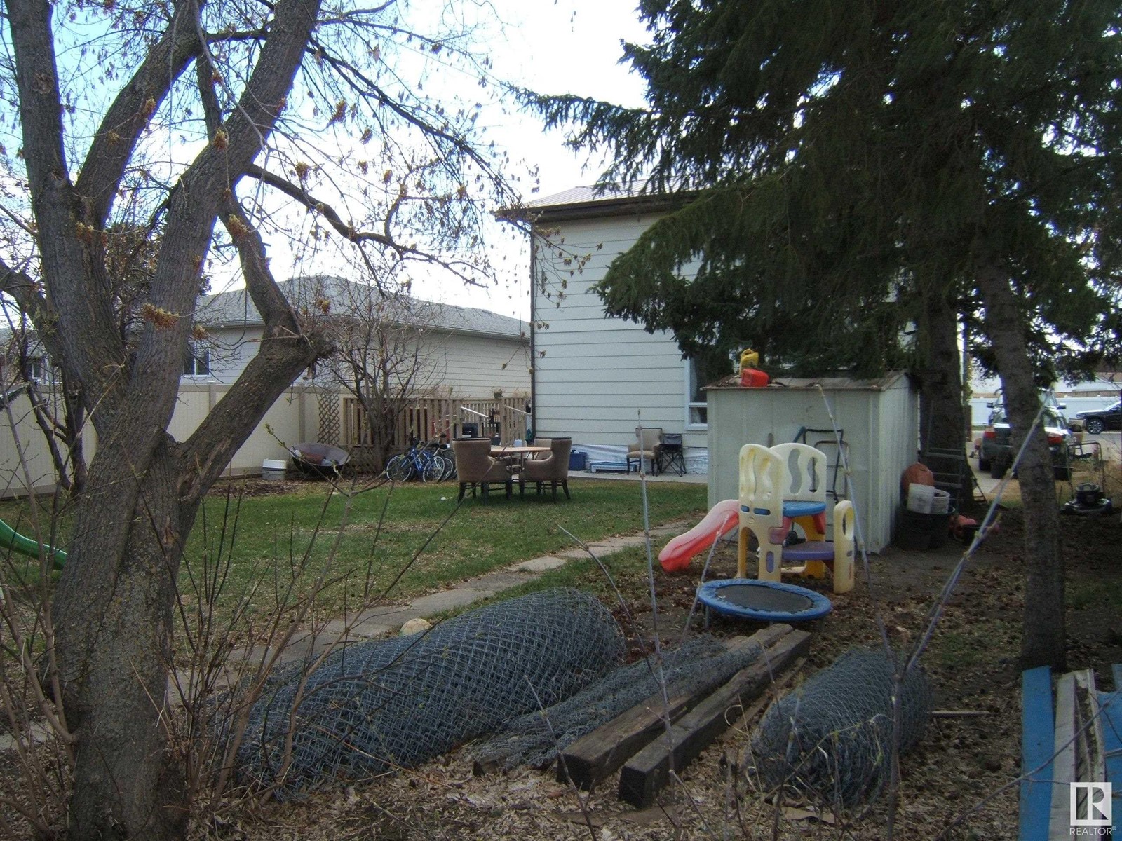 Photo 9 of 4814 47 Av, Vegreville AB