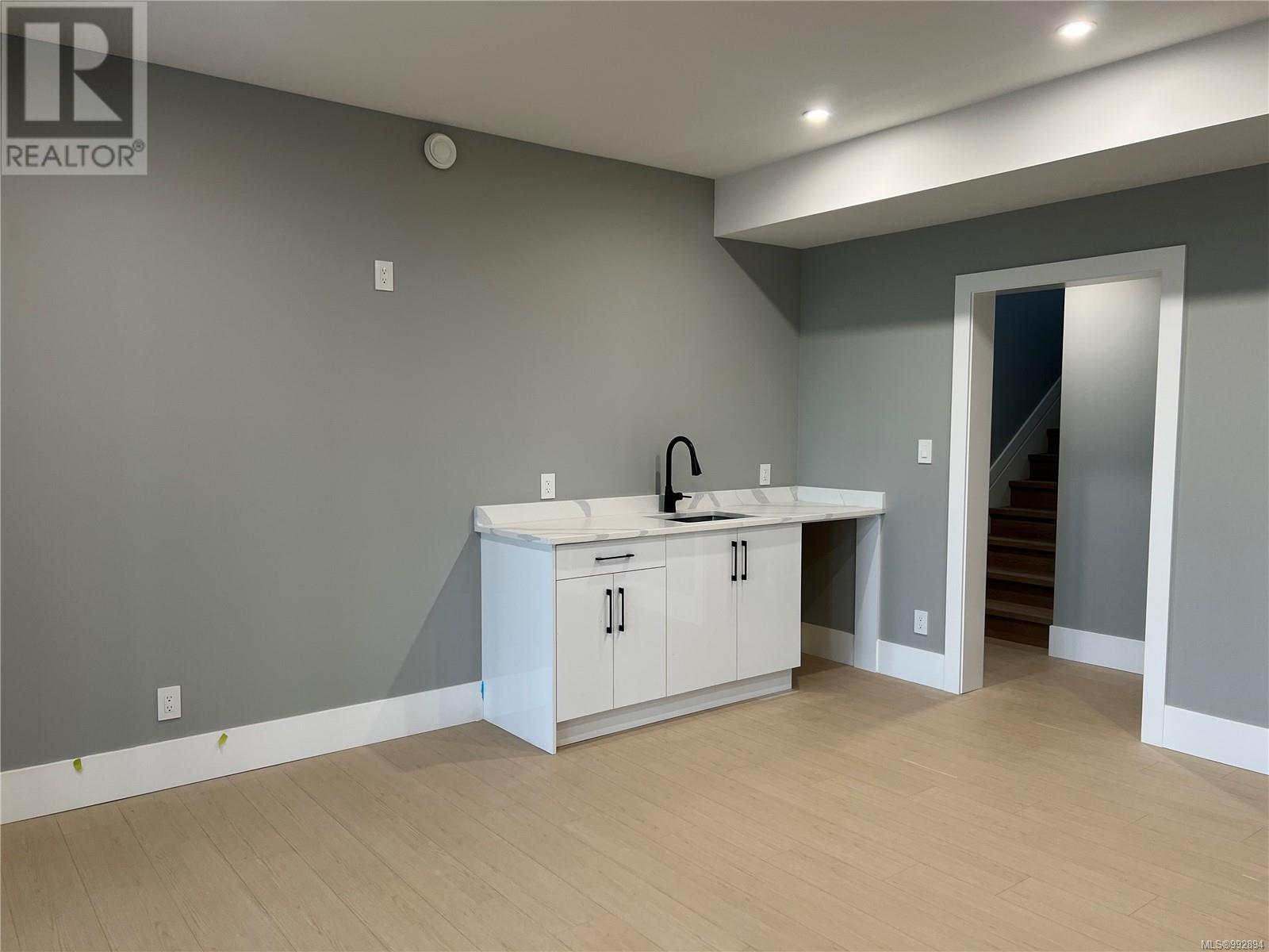4618 Glen Oaks Dr, Nanaimo real estate listing 992894