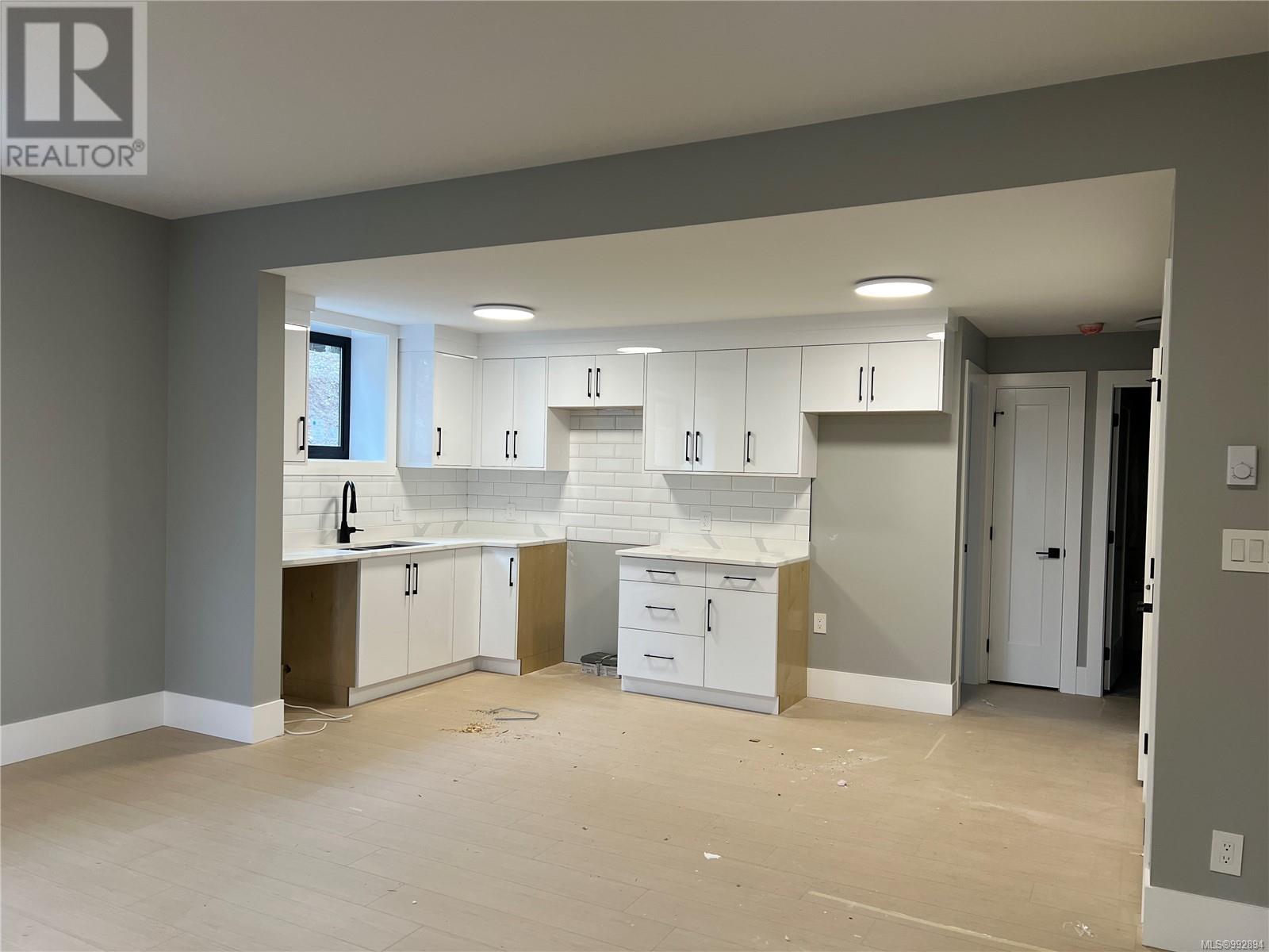4618 Glen Oaks Dr, Nanaimo real estate listing 992894