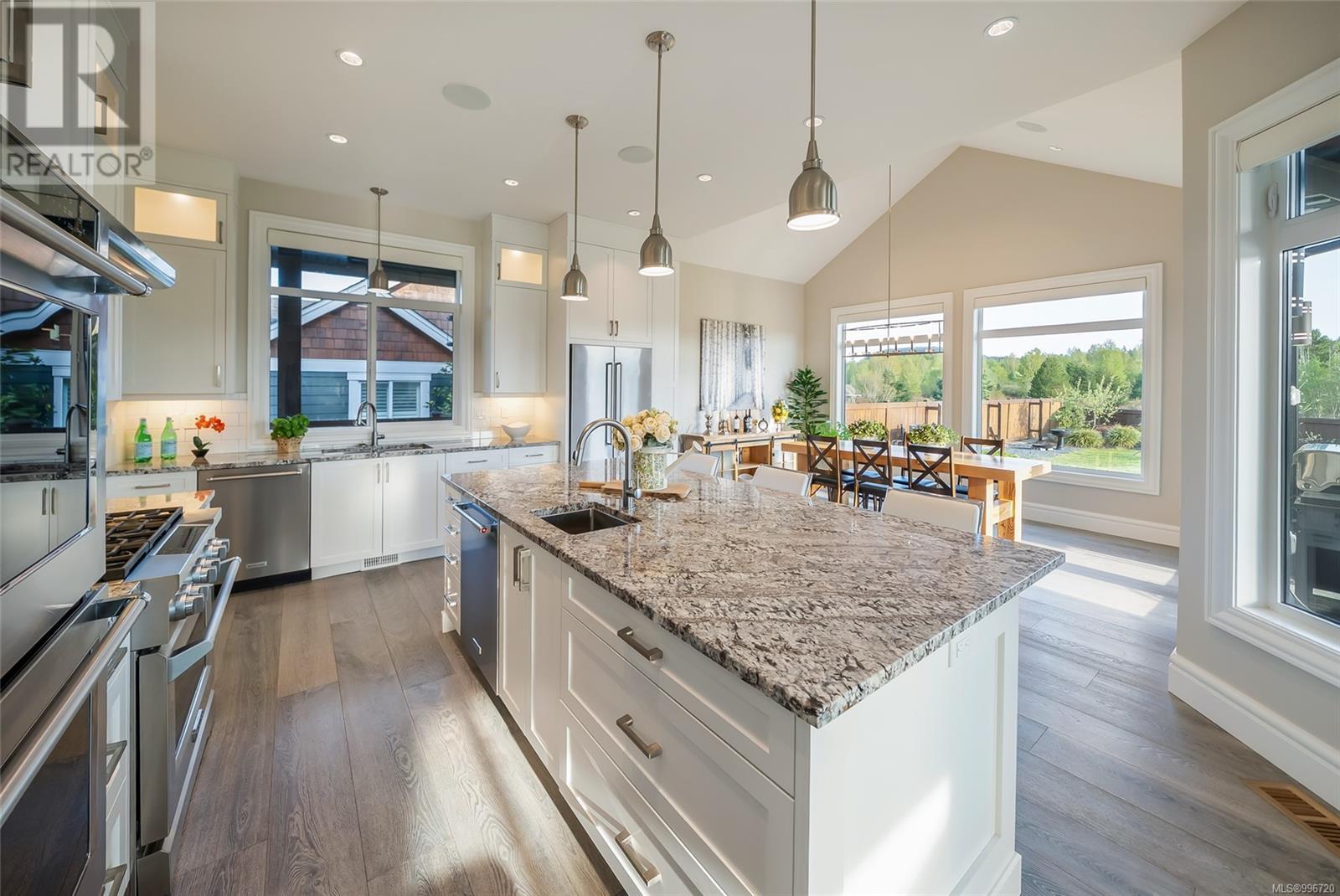 776 HIRST Ave, Parksville real estate listing 996720