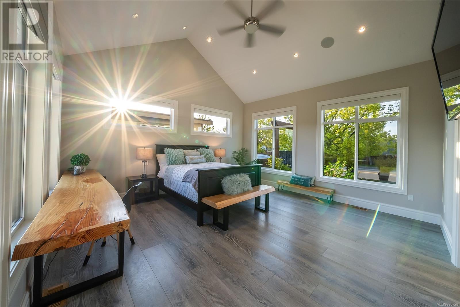 776 HIRST Ave, Parksville real estate listing 996720