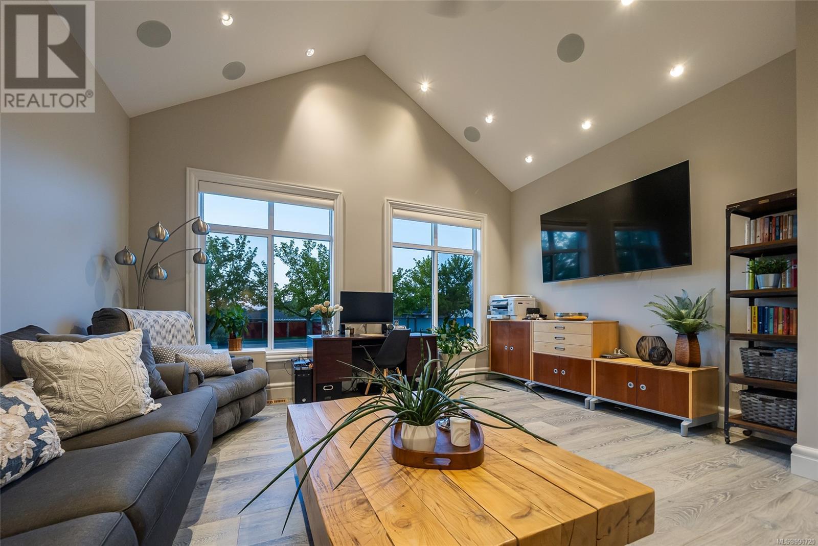 776 HIRST Ave, Parksville real estate listing 996720