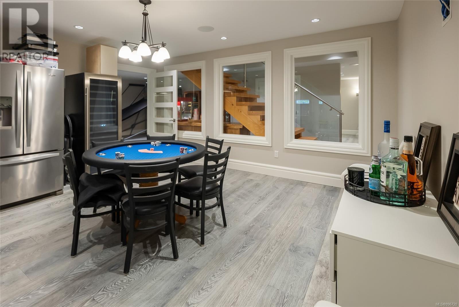 776 HIRST Ave, Parksville real estate listing 996720