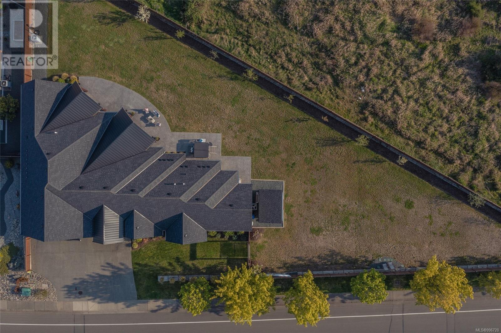 776 HIRST Ave, Parksville real estate listing 996720