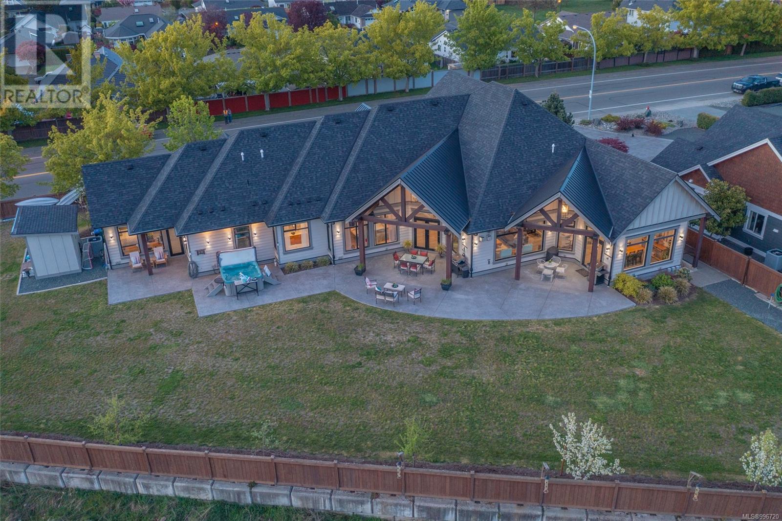 776 HIRST Ave, Parksville real estate listing 996720