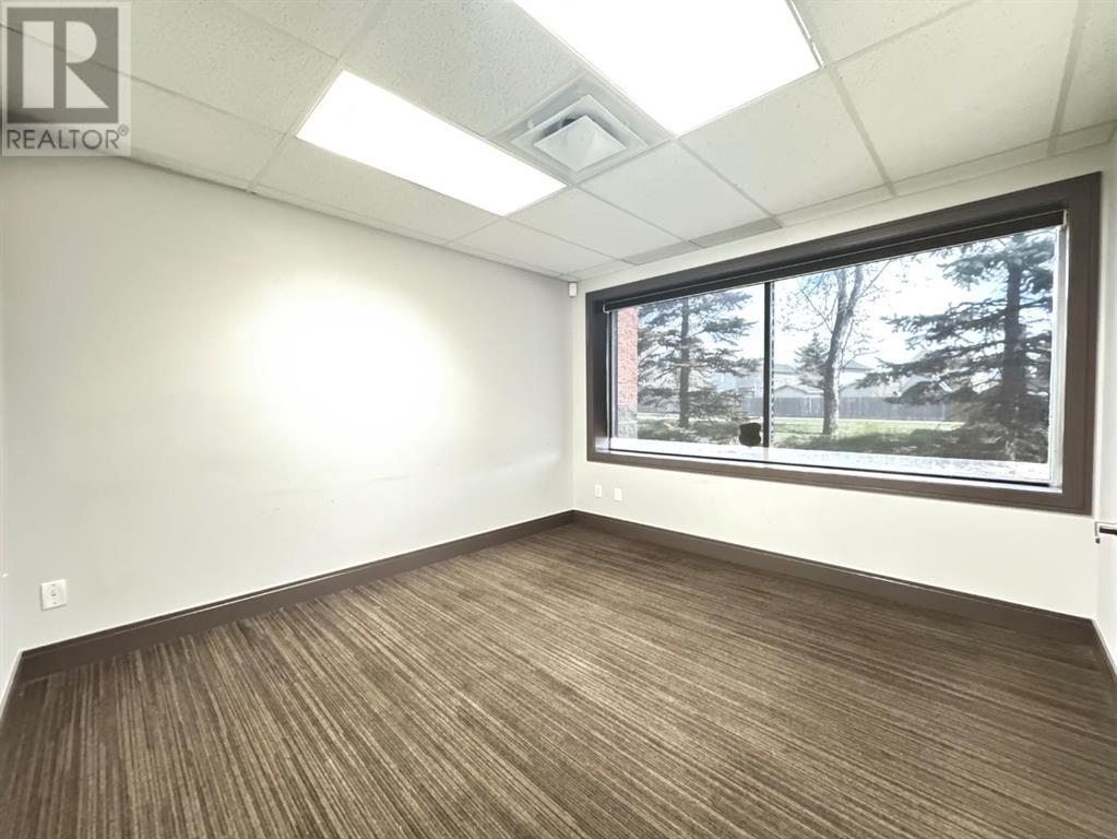 Photo 2 of 226 7 Westwinds Crescent Ne, Calgary AB