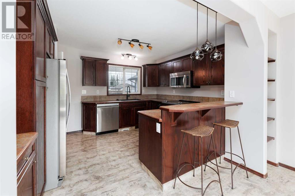 103 Kerr Close South, Red Deer