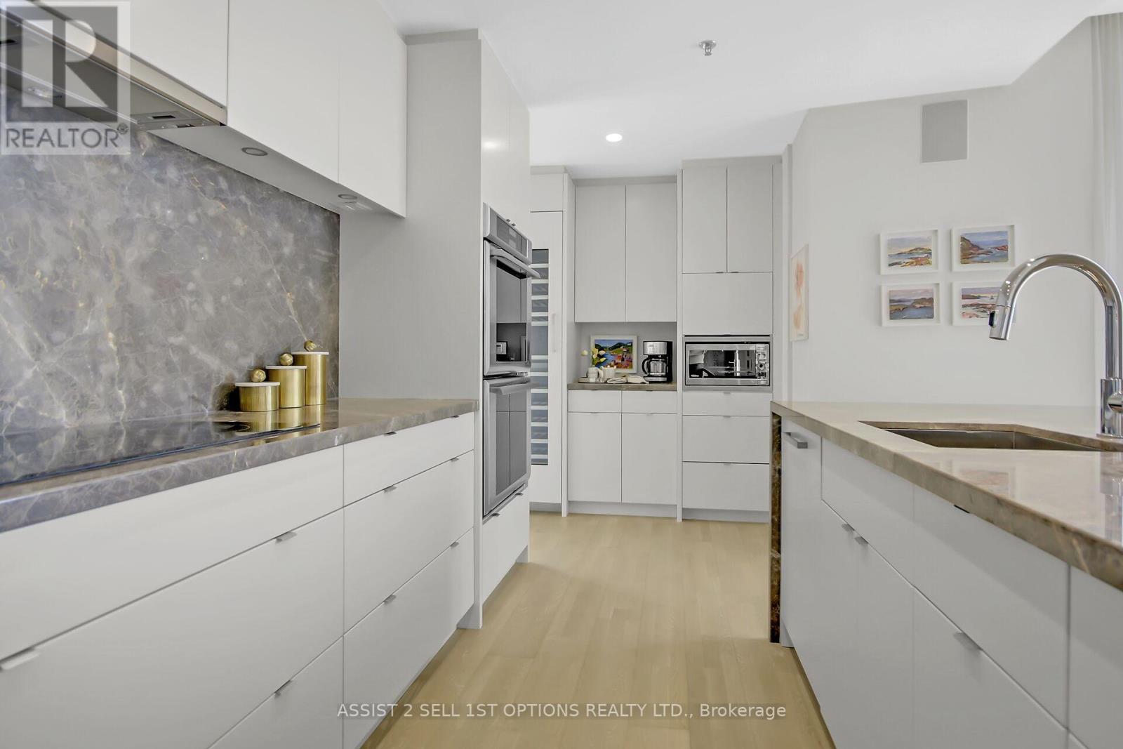 Gourmet Kitchen w Sleek Cabinetry