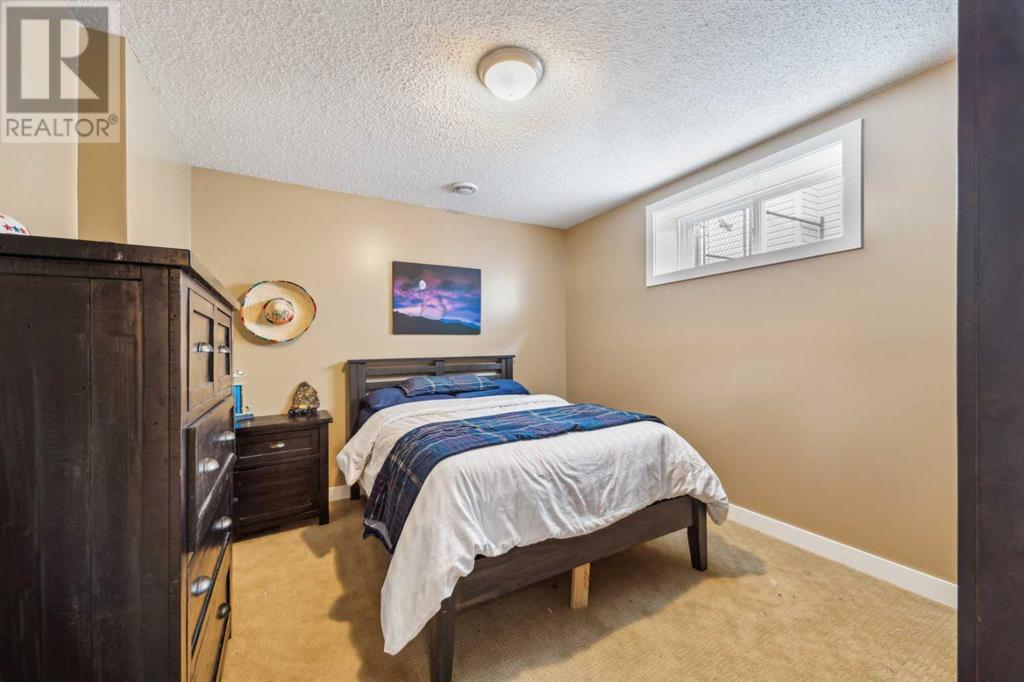 207 Gleneagles View, Cochrane, Alberta