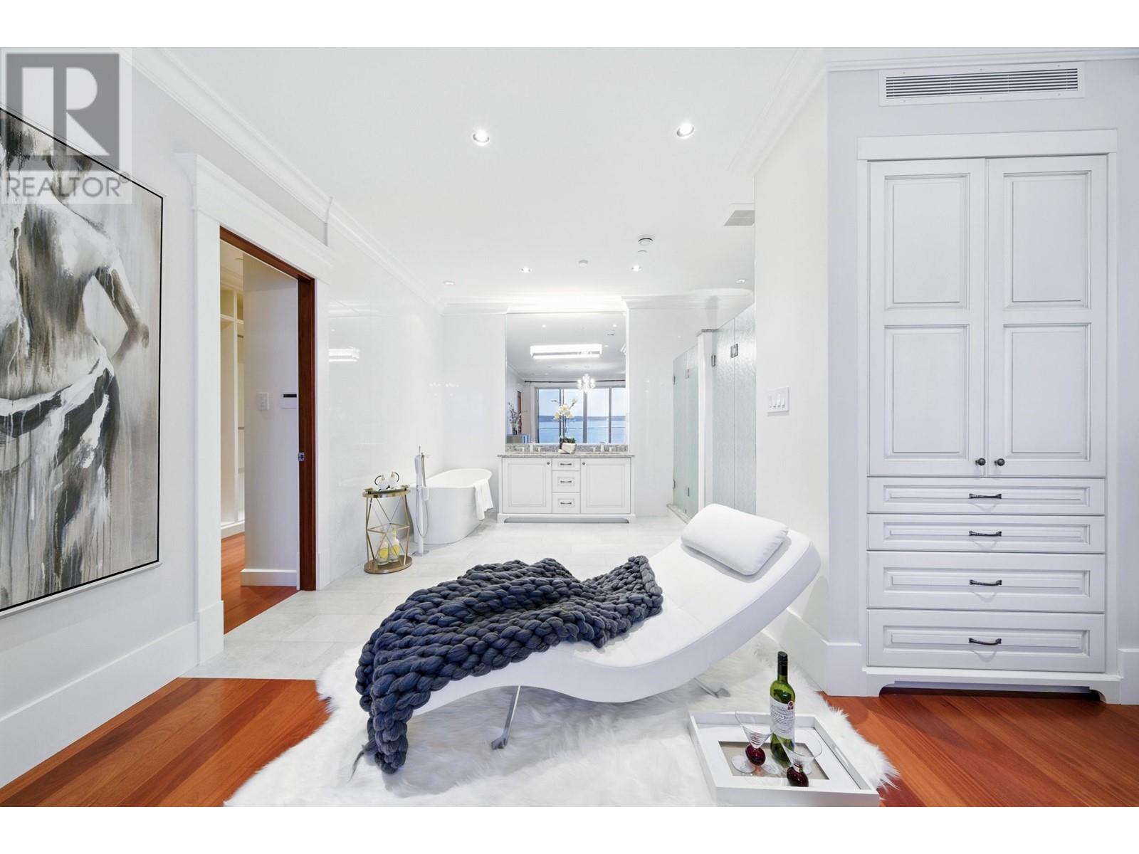 3008 PROCTER AVENUE, West Vancouver