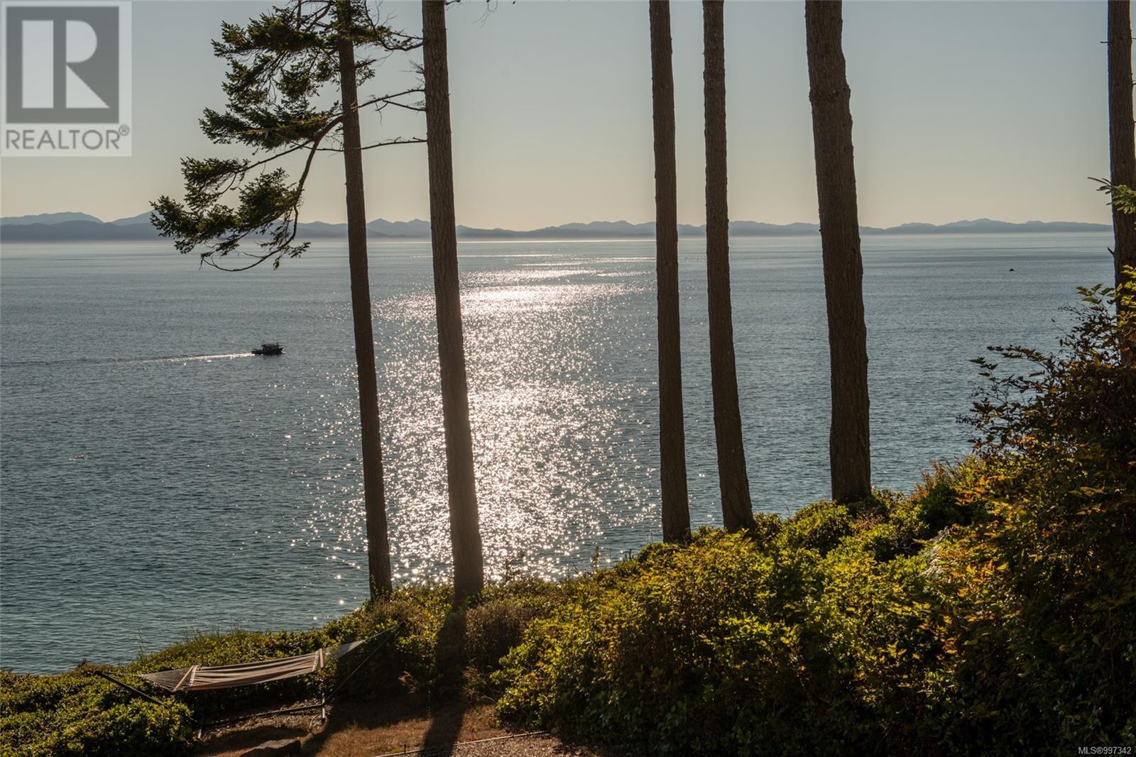  2564 Seaside Drive, Sooke