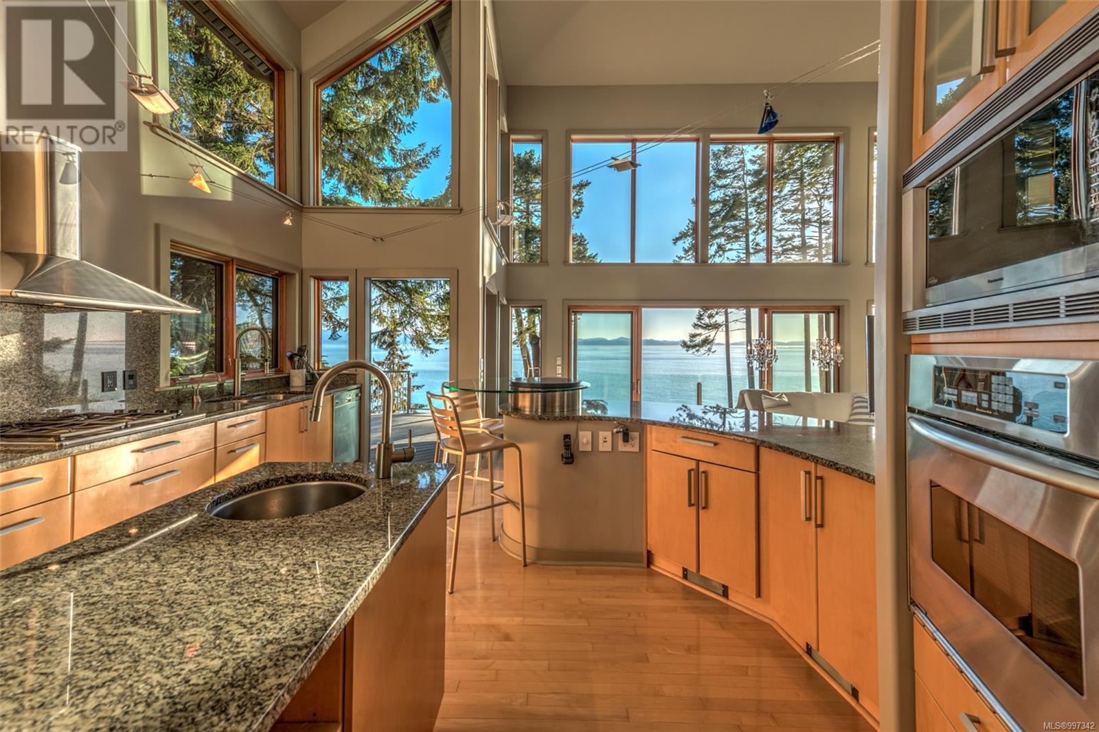  2564 Seaside Drive, Sooke