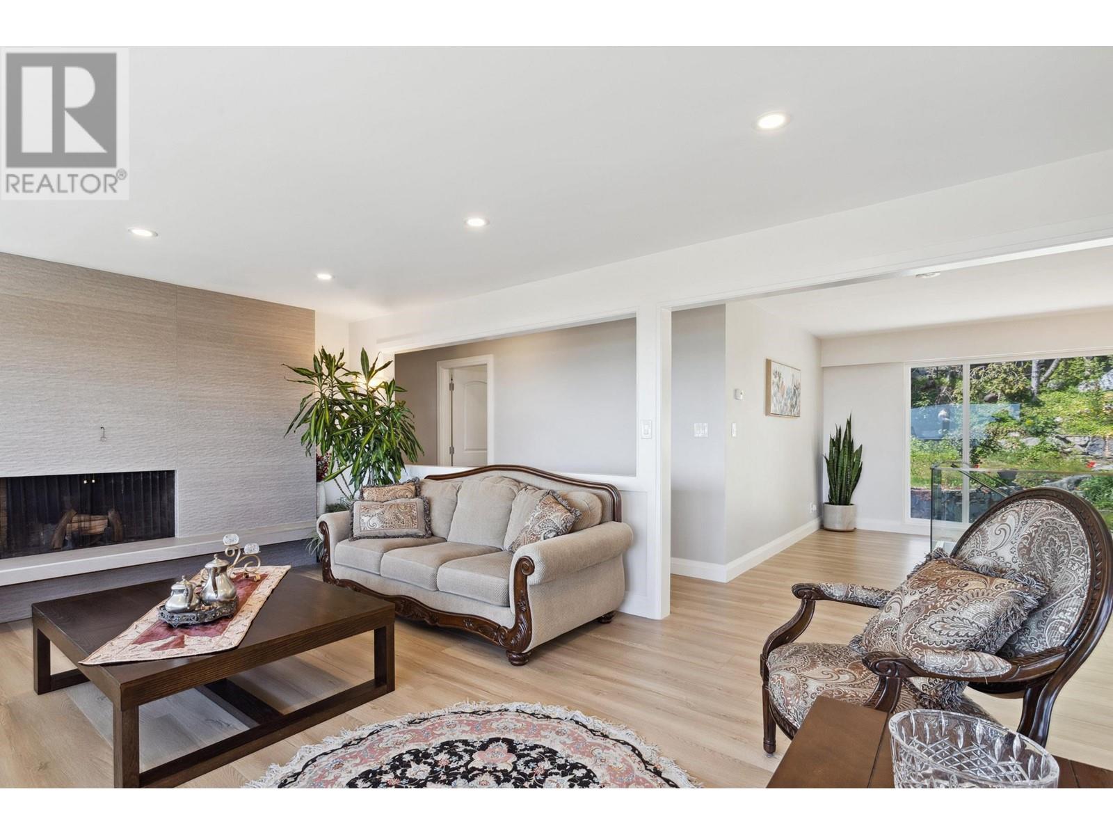 1111 GILSTON ROAD, West Vancouver